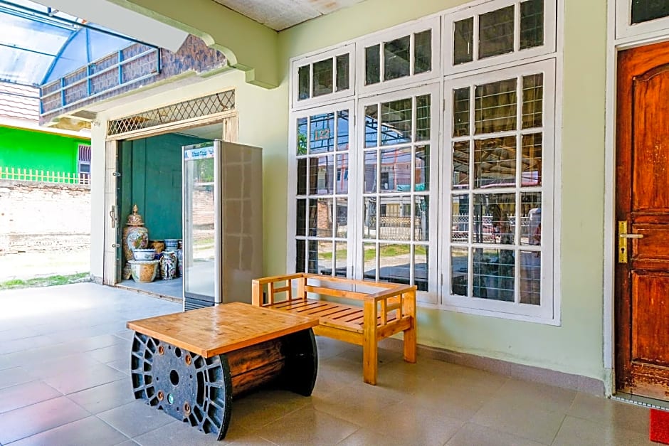 OYO Life 2745 Nabeza House