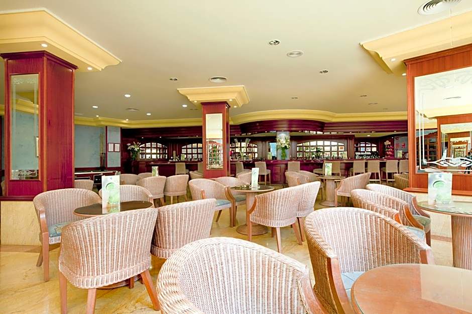 Grupotel Santa Eulària & Spa - Adults Only