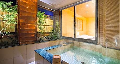 With hot spring open-air bath, living room + dining room + bedroom (55.8 square meters) [Non-smoking)