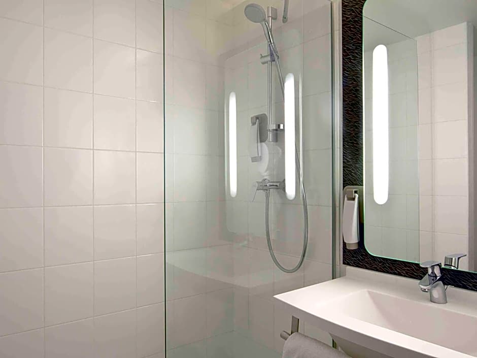 ibis Clermont Ferrand Nord Riom