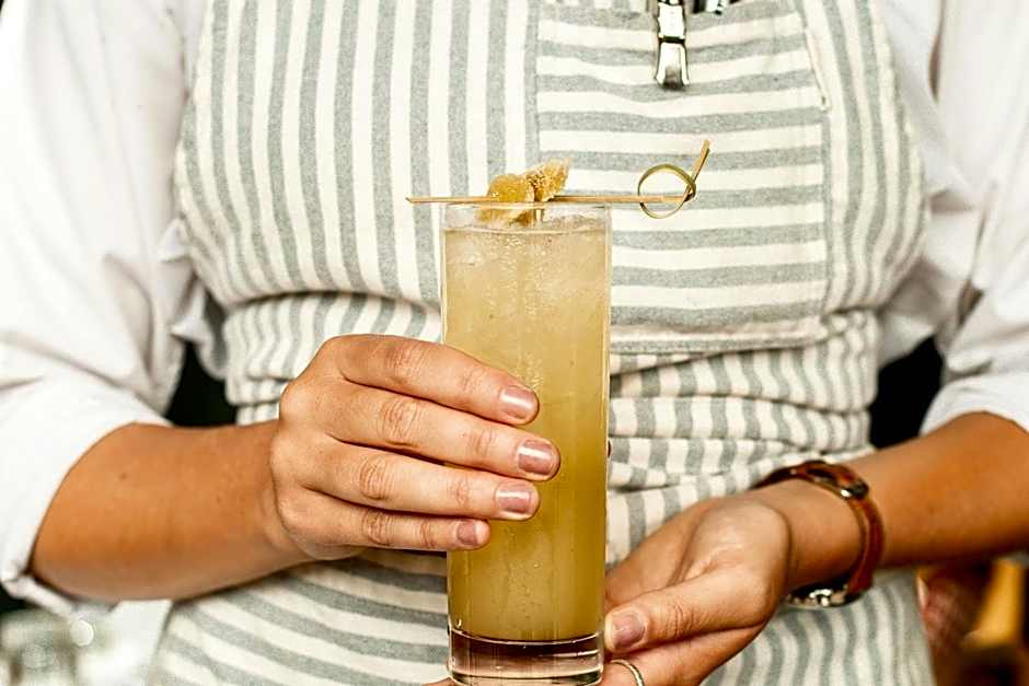 The Cloudveil, Autograph Collection