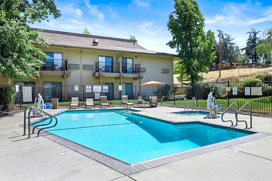 Best Western Plus Sonora Oaks Hotel & Conference Center