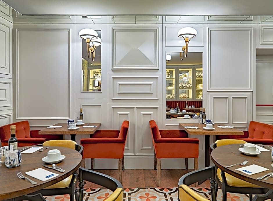 H10 Villa De La Reina