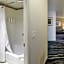 Ramada by Wyndham Costa Mesa/Newport Beach