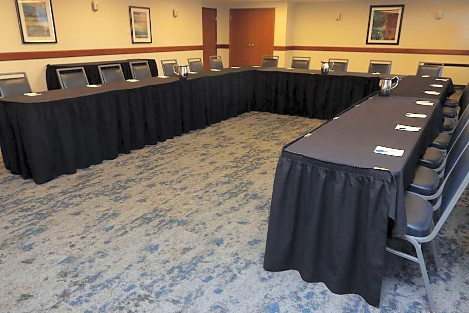 Best Western Plus Dubuque Hotel And Conference Center