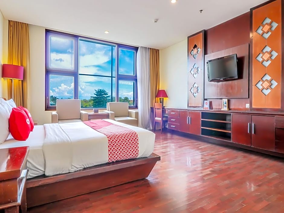 Capital O 2114 Grand Jimbaran Boutique Hotel