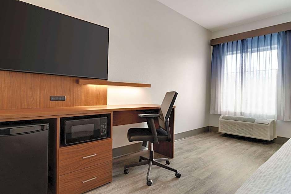 La Quinta Inn & Suites by Wyndham Stephenville