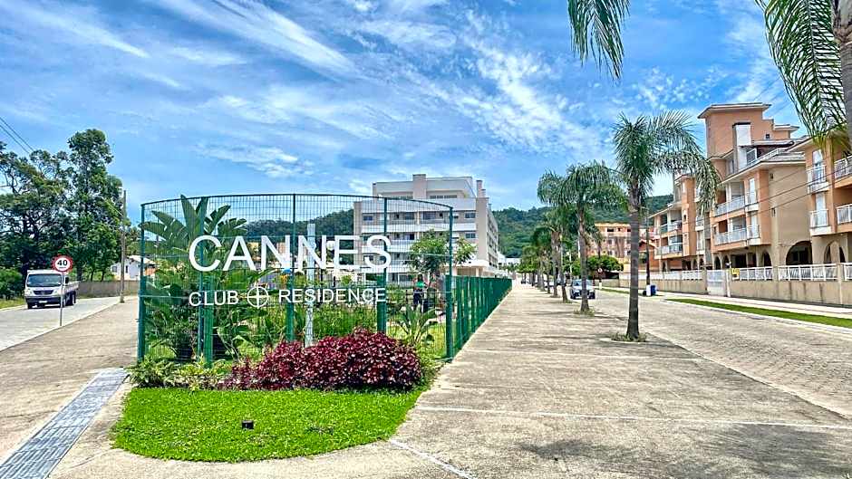 Férias na praia c/ piscina e espaço de lazer
