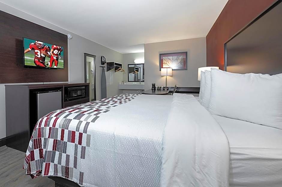 Red Roof Inn Muscle Shoals