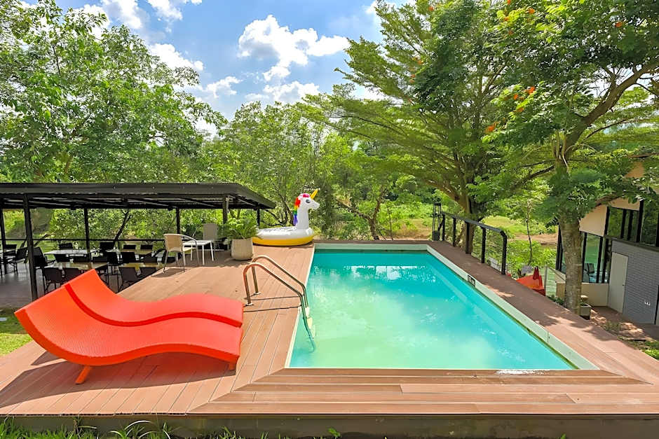 OYO 390 Nana River Kaeng Krachan