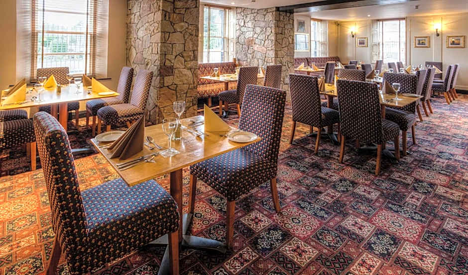 Strangford Arms Hotel