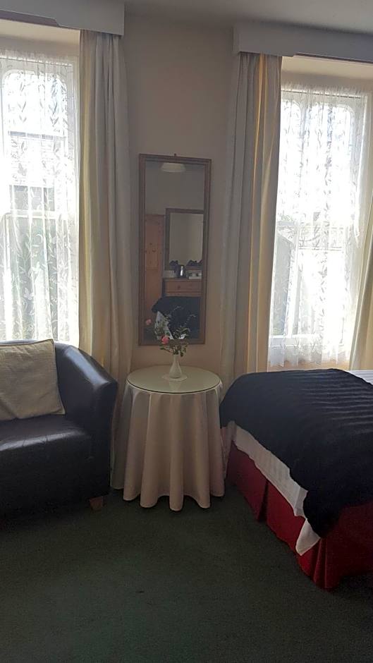 Franklyn Guesthouse