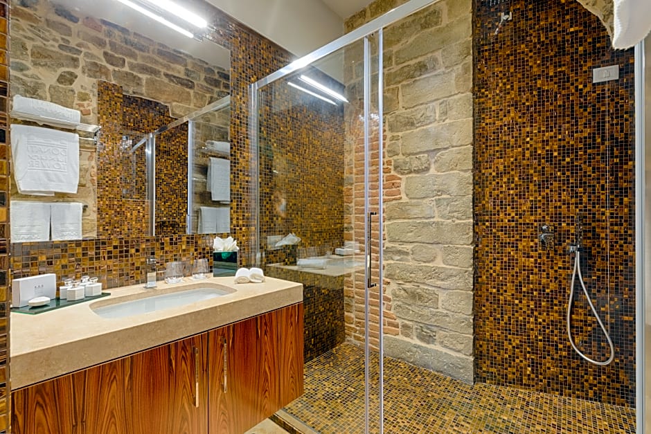 Donati Luxury Tower Suites
