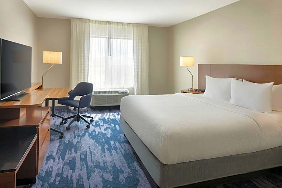Fairfield Inn & Suites by Marriott Lincoln Southeast