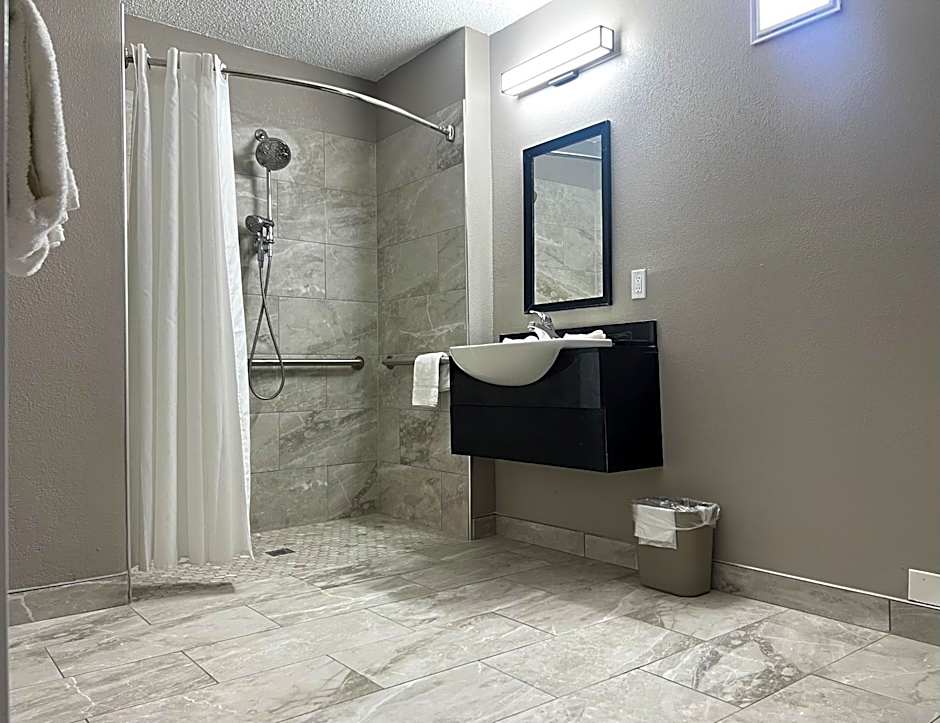 Motel 6-Middleburg Heights, OH - Cleveland