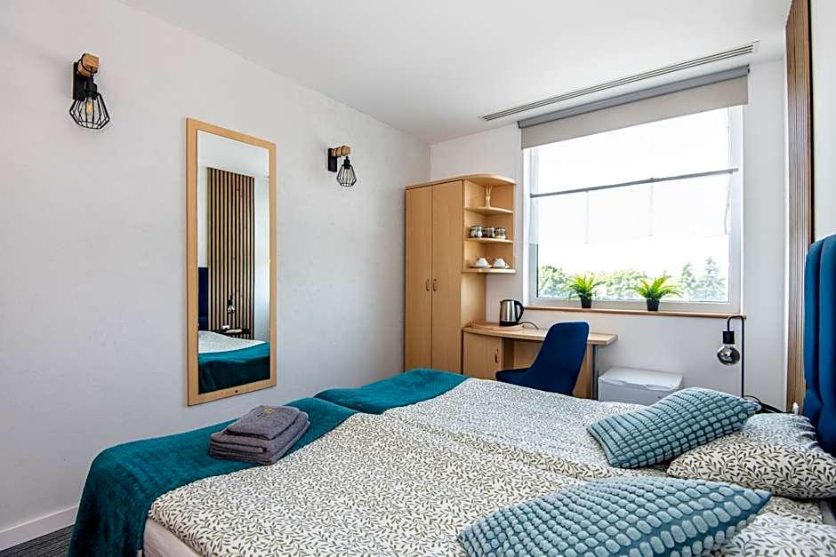 Sapphire Hotel Room Poznan