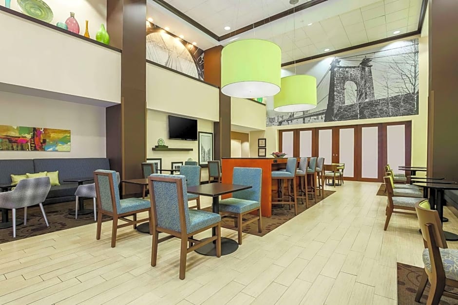 Hampton Inn By Hilton & Suites Wheeling - The Highlands