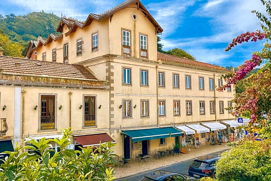 Happy Holiday Sintra