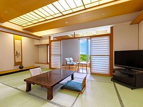 Japanese-Style Deluxe Room