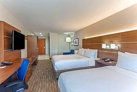 2 Queen Beds Executive Non-Smoking