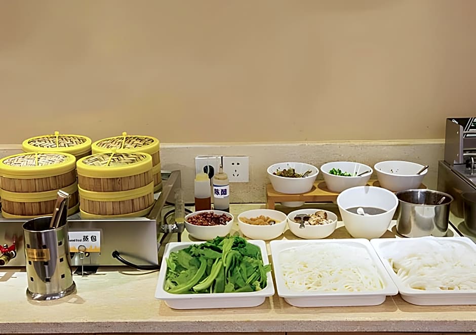 City Comfort Inn Beihai RT-Mart High Speed Railway Station