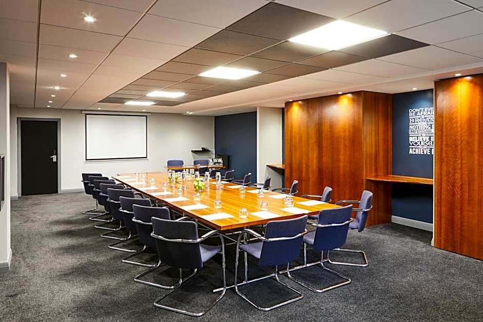 Mercure Birmingham West Hotel