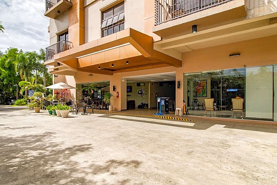 Main Hotel and Suites Cebu