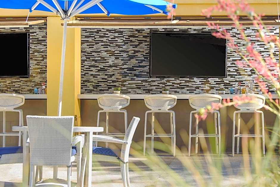 Renaissance Palm Springs Hotel