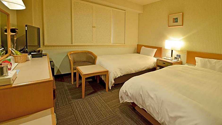 Omura Central Hotel