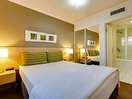 Oakwood Hotel & Apartments Brisbane