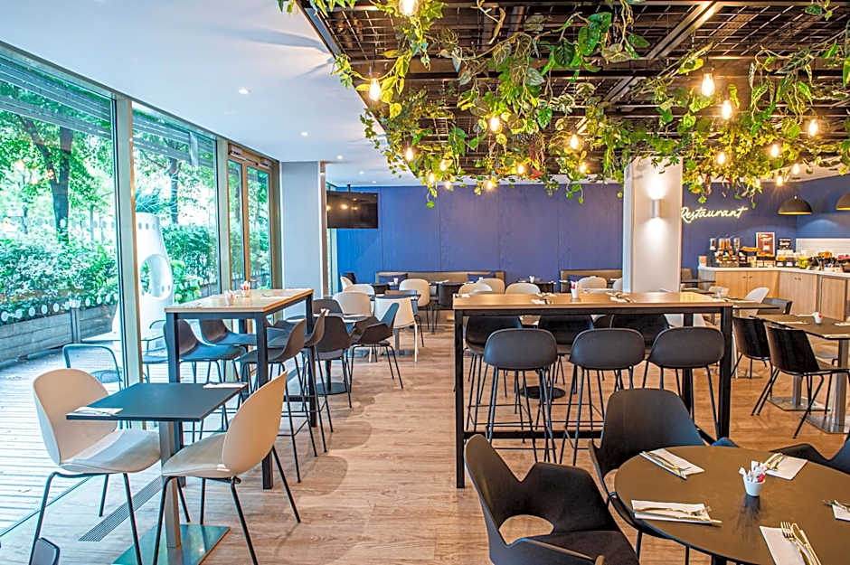 Holiday Inn Express Paris-Canal De La Villette By IHG