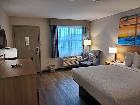 Queen Room - Smoking