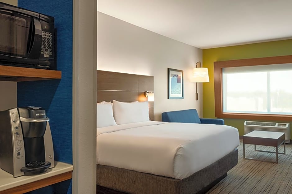 Holiday Inn Express & Suites West Des Moines - Jordan Creek