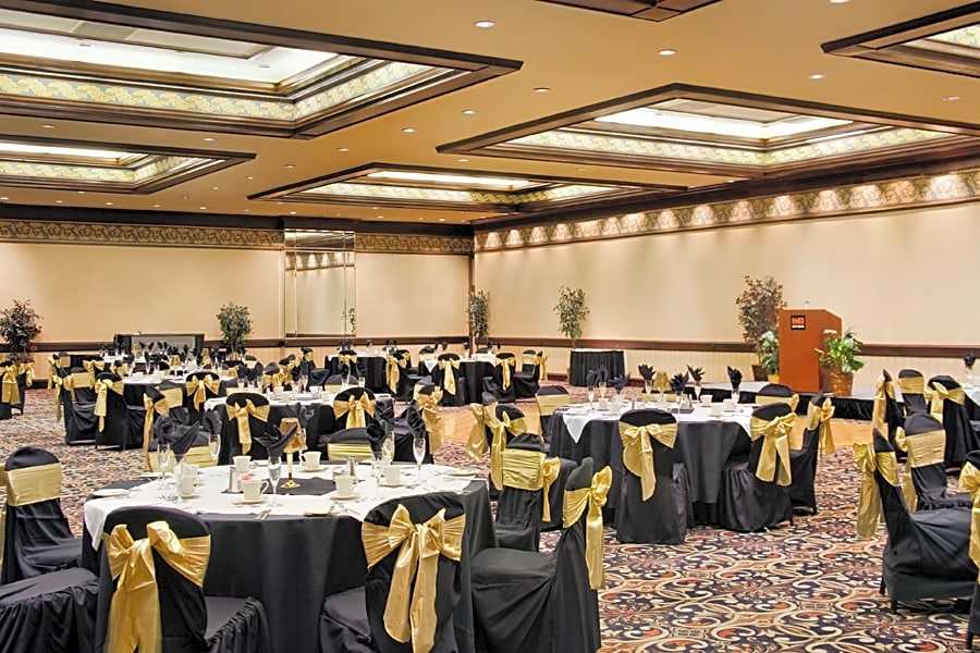 Sam’s Town Hotel & Gambling Hall