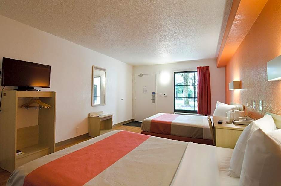 Motel 6-Frederick, MD - Fort Detrick