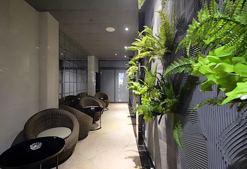 Bonita Signature BTX Hotel 