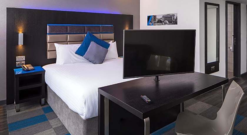 Aparthotel Roomzzz Nottingham City