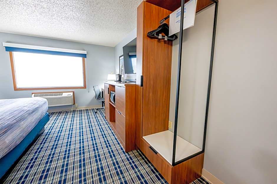 AmericInn by Wyndham Sturgeon Bay