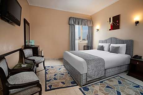 Deluxe King Room