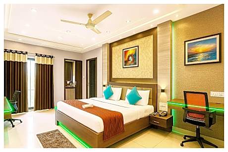 Goroomgo Hotel Shivangi Puri - Near Sea Beach