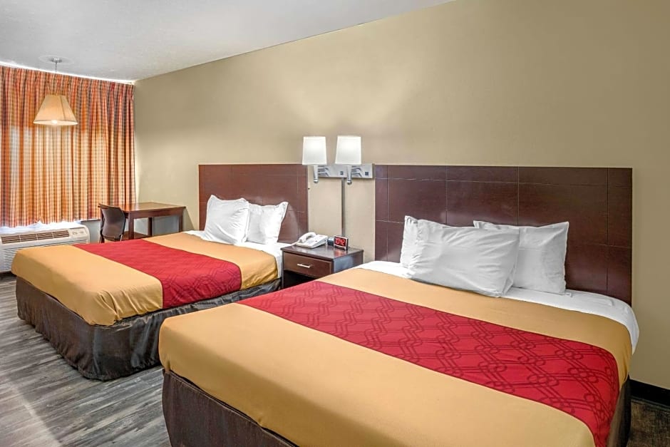 Econo Lodge Rolla I-44 Exit 184 Near Missouri University of Science and Technology