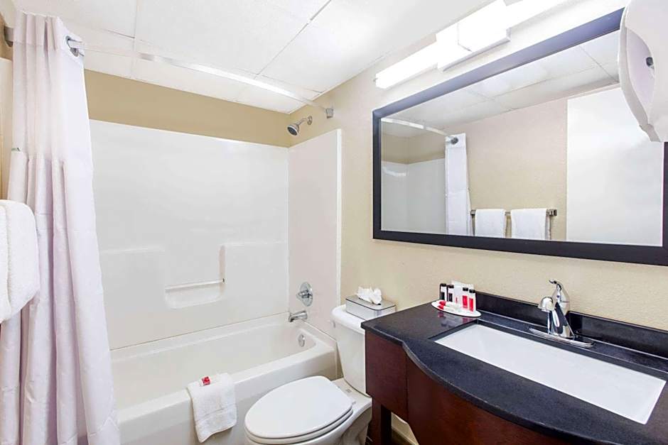 Super 8 Frederick – Frederick, MD