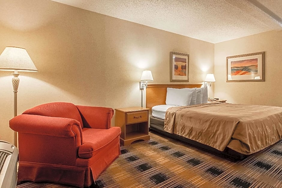Quality Inn Oakwood - Gainesville