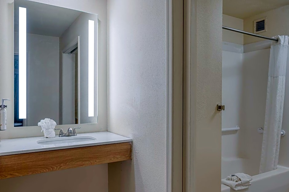 Staybridge Suites Allentown Airport Lehigh Valley by IHG