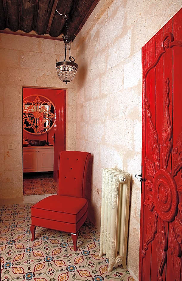 Hezen Cave Hotel