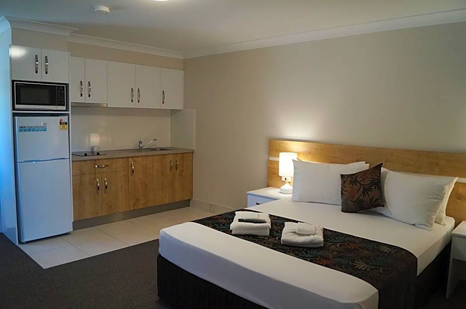 Castle Crest Motel
