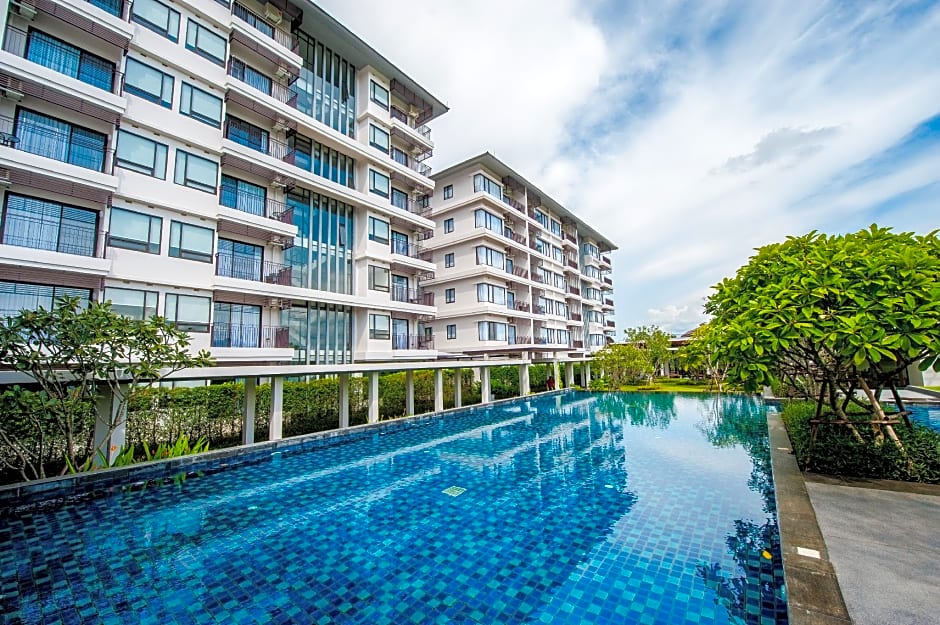 Burgundy Residence 304