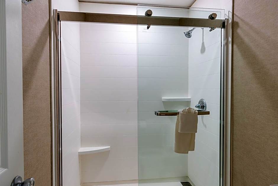 Days Inn by Wyndham Granbury