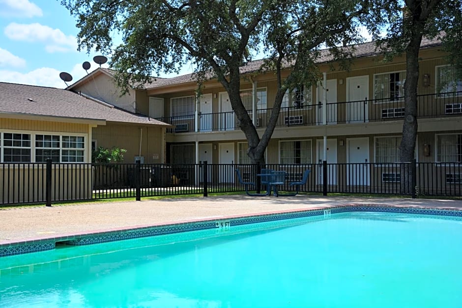 Inn of Uvalde