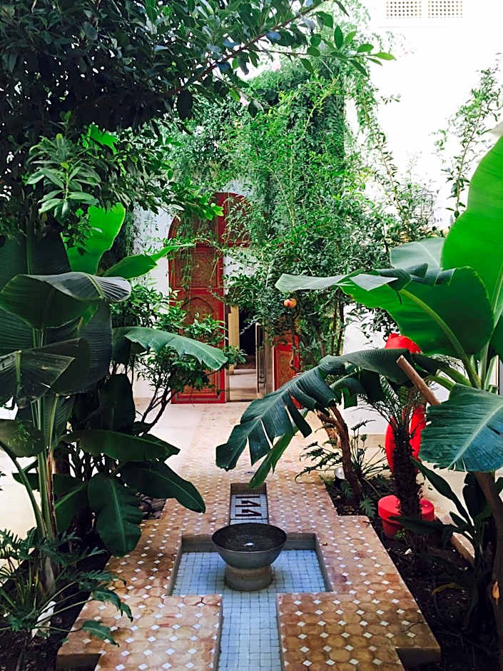 Riad 144